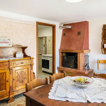 La Casa Di Delfina فندق مبيت وإفطار كابرينو فيرونيسي