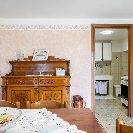 La Casa Di Delfina فندق مبيت وإفطار كابرينو فيرونيسي