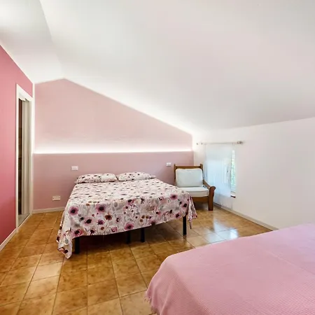 فندق مبيت وإفطار La Casa Di Delfina